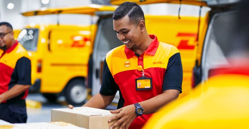 50 个字概括：DHL 将在东南亚投资 3.7 亿美元用于产能和招聘