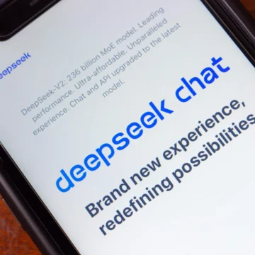 科技股在 DeepSeek 发布低成本 AI 后下跌