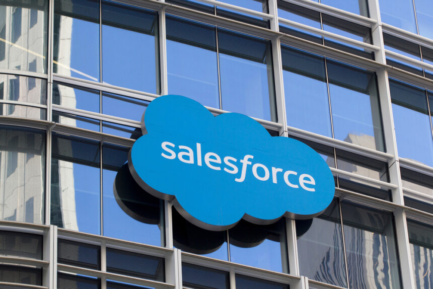 Salesforce 与 Google 签署 $2.5b AI 协议以竞争 Microsoft